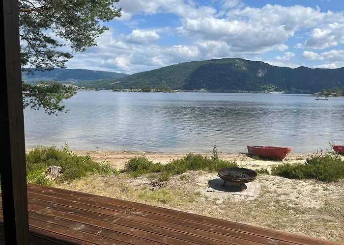 Деревянный коттедж Nisser Hyttegrend Og Fjone